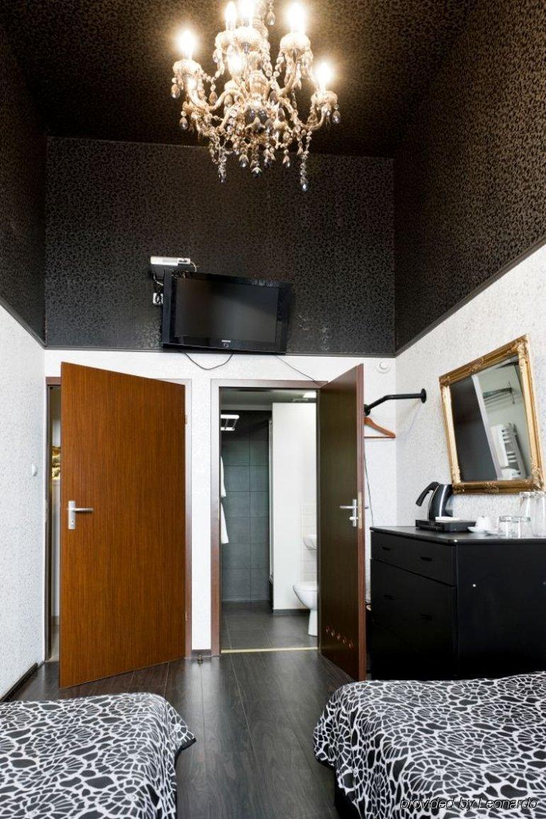 Pergamin Apartments Krakau Zimmer foto